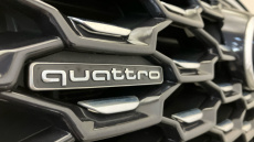 Audi Q3 40 TDI 200 Quattro S Line 5dr S Tronic Diesel Estate